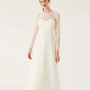 Milanoo White Simple Wedding Dress Jewel Neck Long Sleeves Backless Lace Floor-Length Bridal Gowns