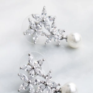 Milanoo Bridal Earrings For Women Rhinestone Pear Pierced Sliver Bridal Jewelry