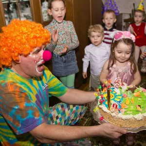 весёлый клоун Бублик на день рождения для детей и взрослых