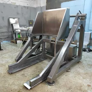 Подъемник опрокидыватель биг-боксов гидравлический