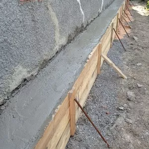 Фундаменты. Надежное восстановление треснувшего или просевшего фундамента по свайной технологии.