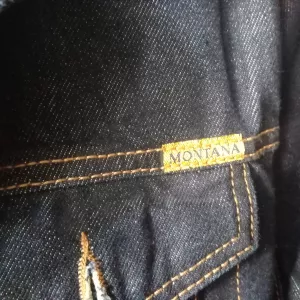 Джинсовая куртка и штаны джинсы МОНТАНА