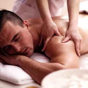 Предпочитаете испытать невероятные эмоции от эротического массажа?