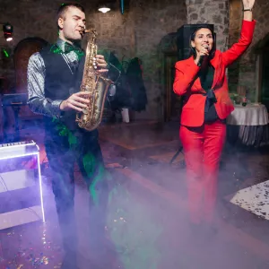 Свадьба, корпоратив - живой вокал, музыканты, ведущая, шоу