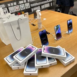 Оптовая продажа — iPhone 15 / 14 Pro Max 1 ТБ / Galaxy Z Fold4 / S22 Ultra