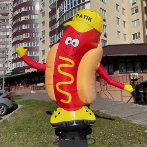 Хот дог надувной машущий