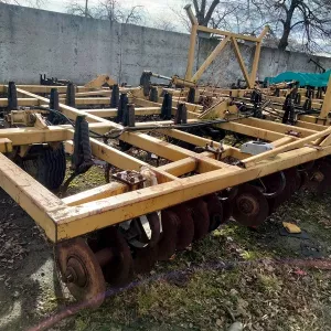 Продам культиватор Landoll - 876-40