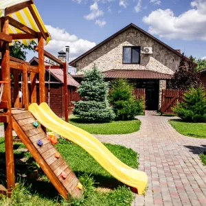 Аренда коттеджа на 10 человек