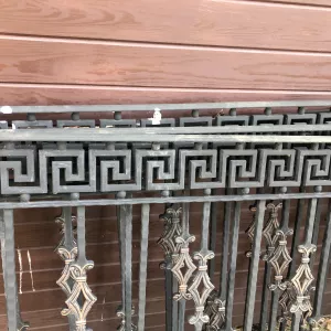 Кованые балконные секции/забор