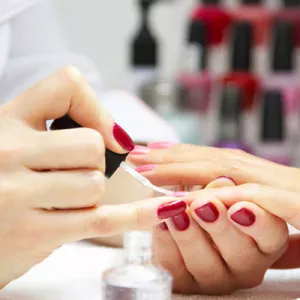 Как и где обучиться делать качественный маникюр?