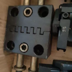 Продам запасные части к резьбонарезным станкам