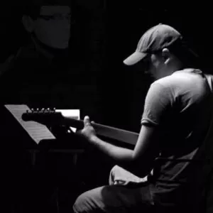 Уроки игры на гитаре и укулеле ОНЛАЙН!