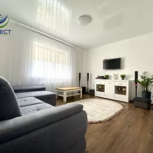 Продаж 2-во кімнатної квартири з ремонтом в новобудові!