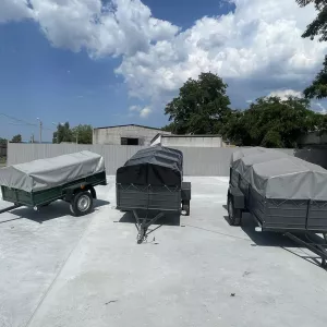 Одновісний прчиіп від виробника 2300х1300х500. Посилена рама причепа