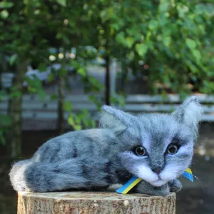 Котик сірий валяна іграшка інтерєрна сувенір подарунок кошка хендмєйд кіт игрушка
