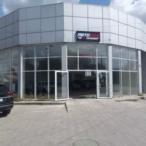 Автосалон в Луганске ул. 24-я Линия, 166