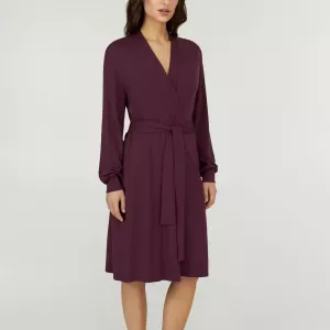 Жіночий домашній халат на поясі «Cabernet» (арт. LGM 200/33/01)