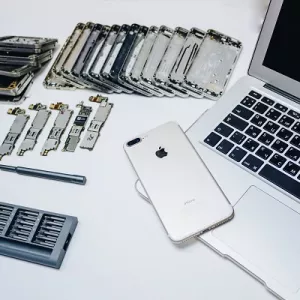 Необходимо профессионально отремонтировать технику Apple?