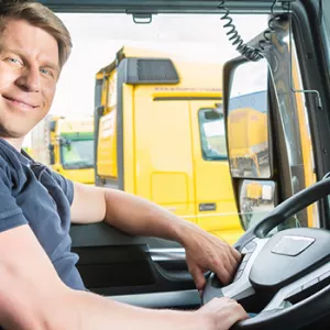 Водій на самоскид