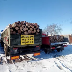 Доставка дров метровок и торфяных брикетов.