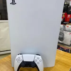 СКИДКА!! ОТКРЫТАЯ КОРОБКА PLAYSTATION 5 с 2 контроллерами + PS5 СТАНДАРТНЫЙ КАБЕЛЬ HDMI И КАБЕЛЬ ПИТАНИЯ ТЕПЕРЬ ДОСТУПНЫ