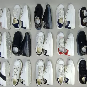 Взуття Guess СТОК ОПТОМ