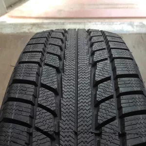 235/70/16 Triangle TR777 (106H)