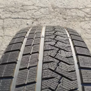 285/50/20 Triangle PL02 (116H)