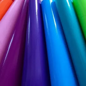 ПВХ ткань постоянно в продаже. Широкая гамма цвета.