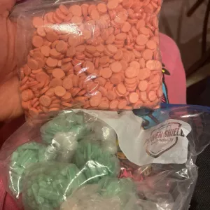 We sell medication with and without prescriptions!!!