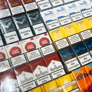 Сигареты блоками