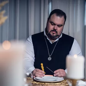 Приворот в Херсоні, безпечний приворот, приворот без наслідків. Маг і Знахар Сергій Кобзар. Херсон.