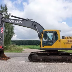 Аренда гусеничного экскаватора