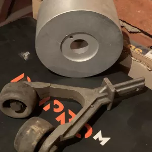 Шків алюмінієвий на машину ФЦЛ/7 знімання пірʼя з птиці. Нові. Продам.