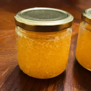 Червона та чорна ікра