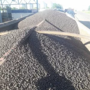 Деревні гранули, пелети з лушпиння соняшника.