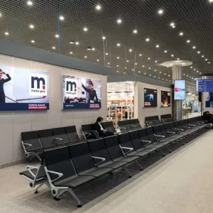 Реклама в аэропортах Ташкента | Узбекситана RA-6