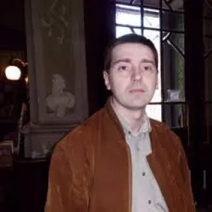 Доглядальник літніх або хворих людей