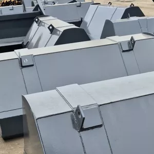 Ковш 1.6 м до 2м на навантажувач кун LoadPro на трактор МТЗ, ЮМЗ, Т 40