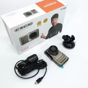 Автомобильный видеорегистратор 1080p.