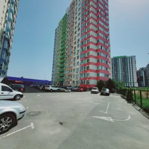 Квартира на Академіка Вільямса