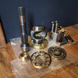 Запчасти для главного гидронасоса KOMATSU PC400, PC450, PC550 — в наличии, с отправкой в день оплаты