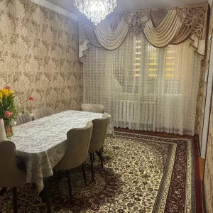 Продаю 3х комнатную квартиру на Юнусобаде 8
