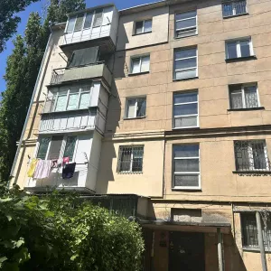 Продається трикімнатна квартира за найвигіднішою ціною!