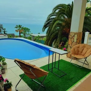 Продаётся шикарный дом в городе Сочи с видом на море,район Мамайка!