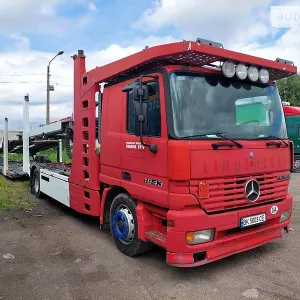 Працюй у стабільній транспортній компанії – вакансії водія та механіка