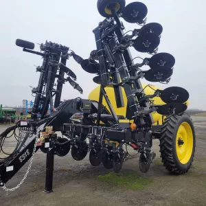 Послуги з професійного внесення рідких добрив та аміачної води