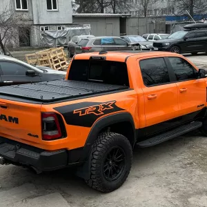 Силова алюмінієва кришка кузова на пікап Ram TRX. Кришка кузова для пікапа Dodge Ram 1500