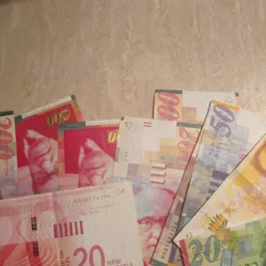 Куплю старые израильские шекели