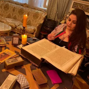 Гадание дистанционно. Снятие порчи онлайн. Приворот по фото.